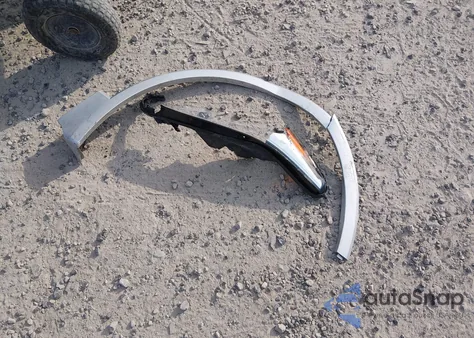 2017 Buick Envision Essence z USA, uszkodzony, nr VIN LRBFXBSA8HD045374